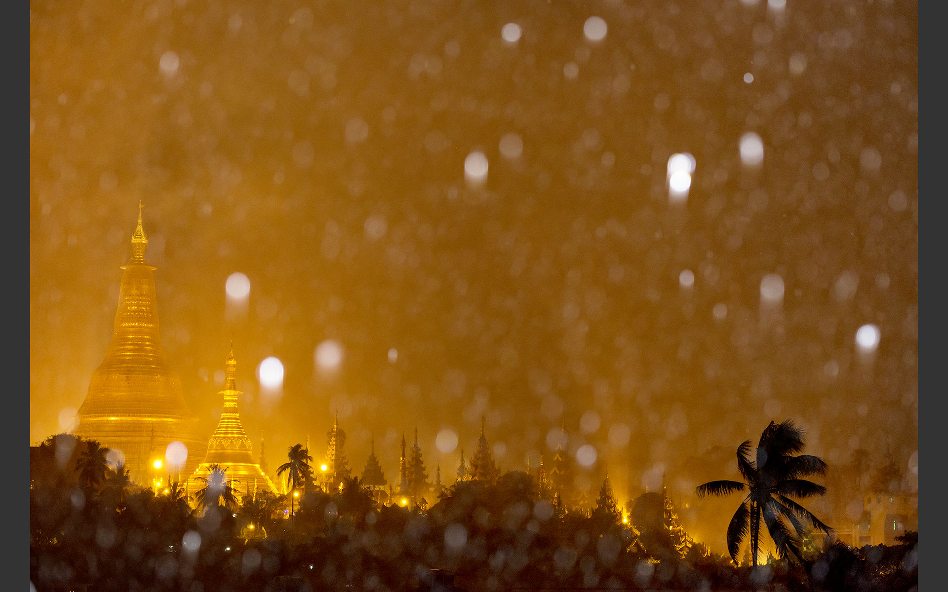 burma_shwedagon-pagoda_©b-strauss
